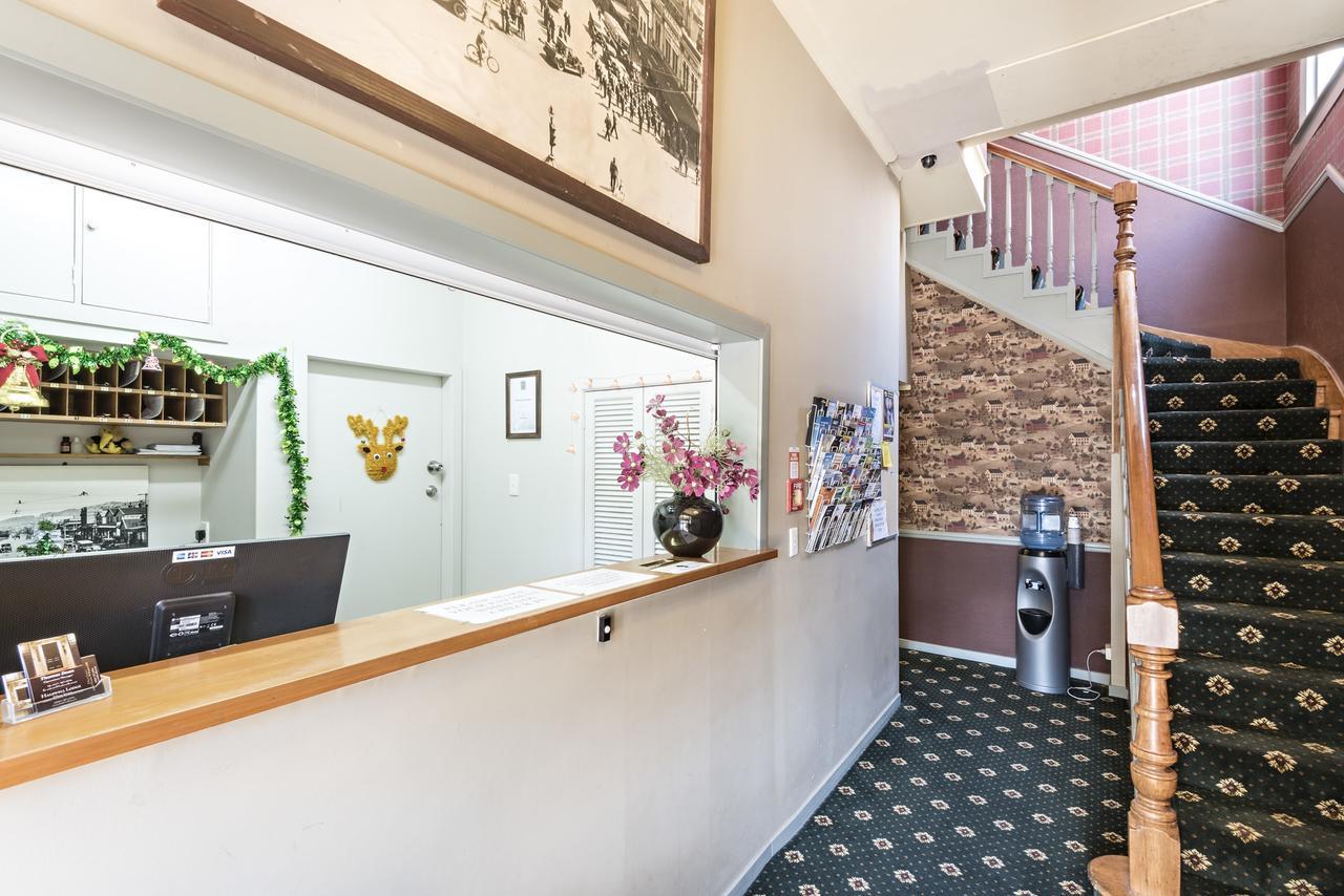 Halswell Lodge Wellington Bagian luar foto