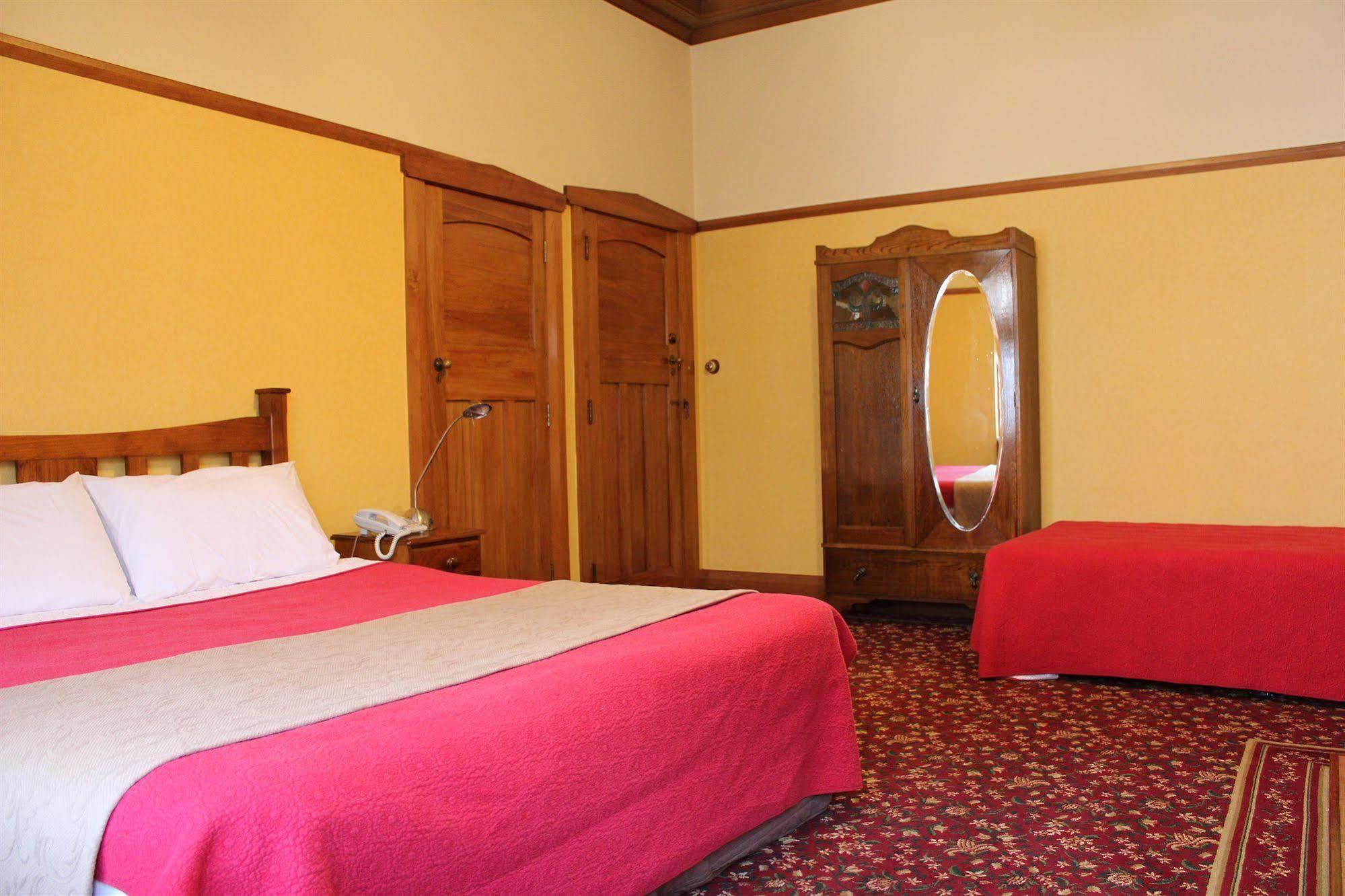 Halswell Lodge Wellington Bagian luar foto